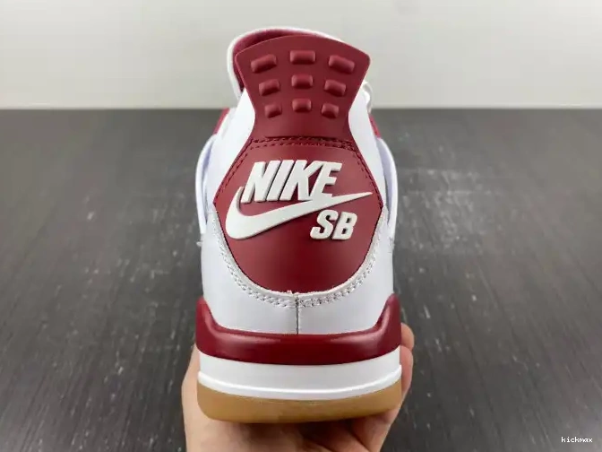 Cheap MAX Retro Red 4 Pine Jordan SB DR5415-160 0608
